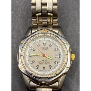 Pulsar Solar Titanium Watch Men Cream Dial Two Tone Date Round V182-0A10 WR 100M